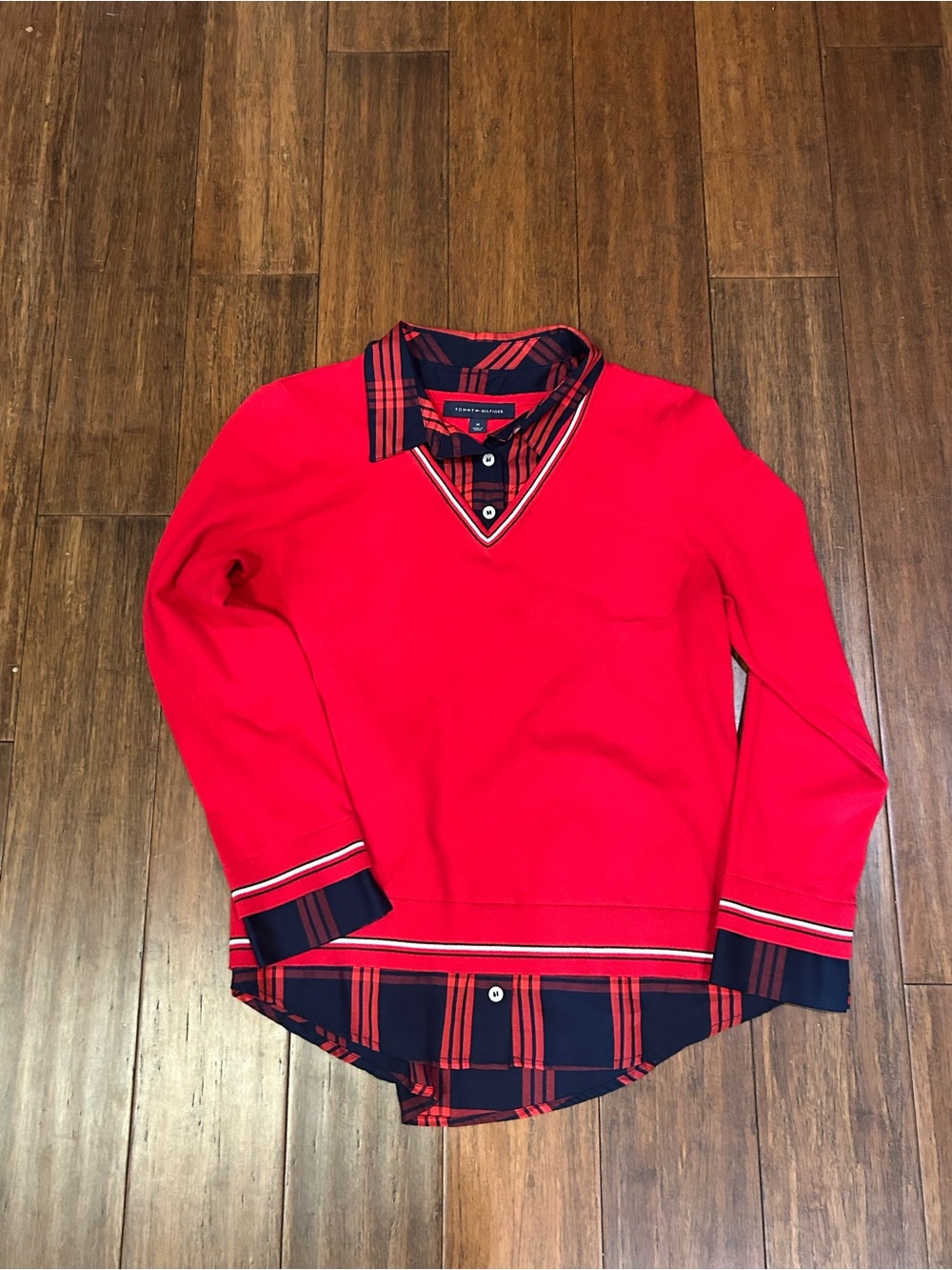 Tommy Hilfiger Res twofer sweater layered plaid collar and cuffs Preppy Sz Med